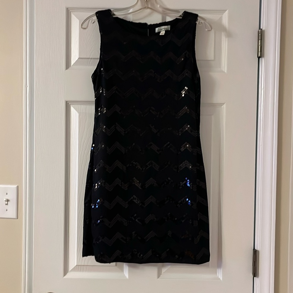 Speechless size medium black sleeveless dress with sequin design